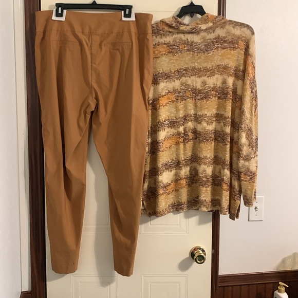 Pants set - Picture 2 of 2